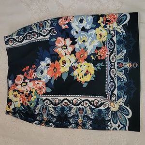 Cato pencil skirt size M